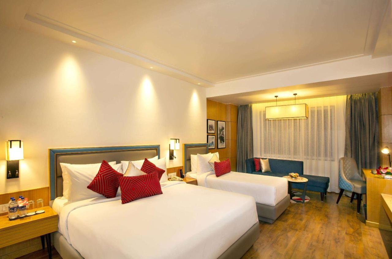 Ramada By Wyndham Katra Station Road酒店 外观 照片