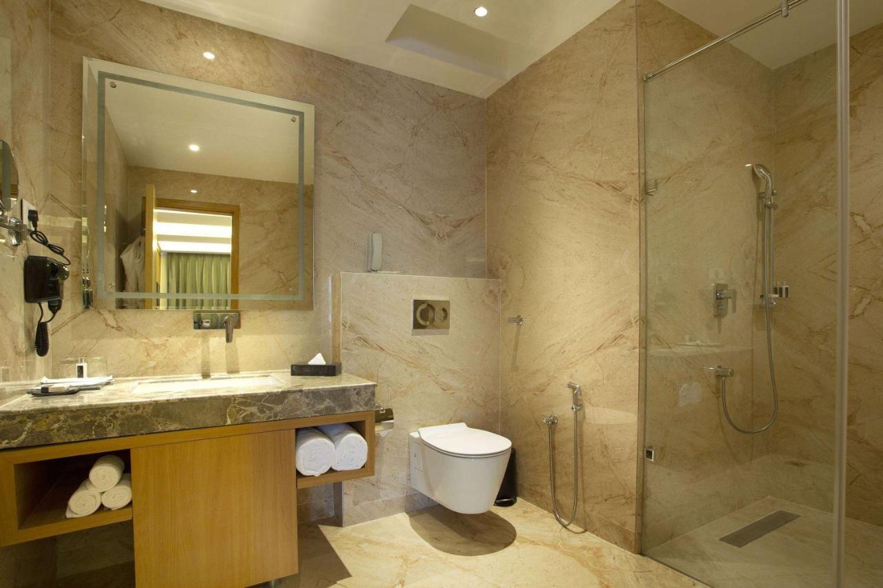 Ramada By Wyndham Katra Station Road酒店 外观 照片